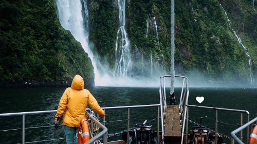 Milford Sound / Piopiotahi Day Tour in New Zealand [Realnz/Southern Discoveries/Optional Transfers] Day Tours
