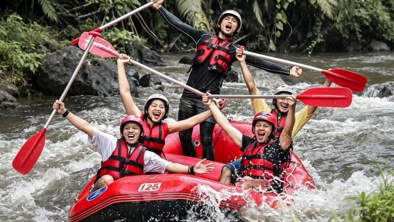 2-stündiges Kajakfahren und Rafting in Ubud (Durchquerung des Dschungelparadieses + Ayung-Fluss-Rafting + Erkundung natürlicher Flussläufe)