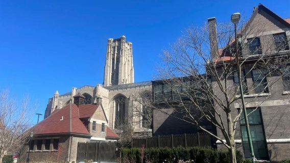Amerika Syarikat Universiti Chicago + Riverside Walk Lawatan Sehari Sewaan Peribadi Ringan
