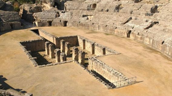 Itálica Roman Ruins & Medieval Monastery: Guided Tour + Transport from Seville