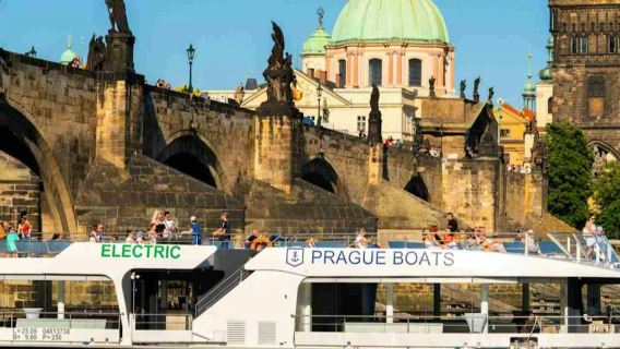 City Sightseeing Praga: tour in autobus hop-on hop-off + crociera sul fiume