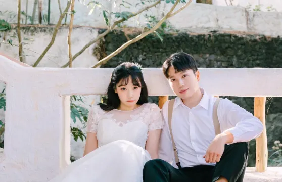 石嘴山Trip Moments【婚禮跟拍航拍街拍抓拍約拍/婚紗寫真/商業攝影攝像/翻譯】