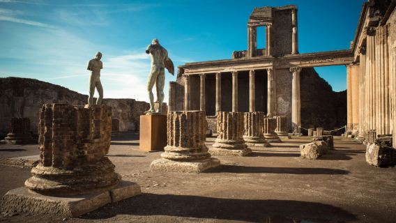 Pompeii: Skip The Line Ticket + Guided Tour with an Archaeologist