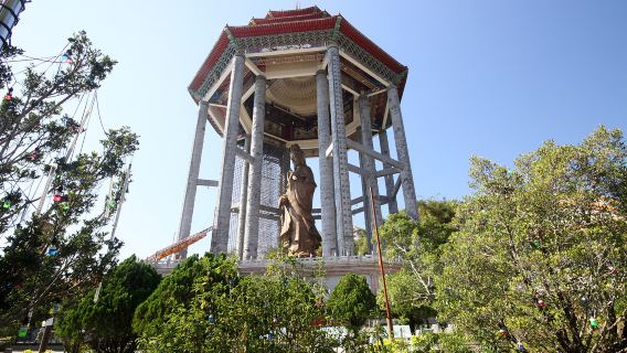 Penang Hill and (Normal) cable car Ticket + Kek Lok Si Temple Half Day Tour