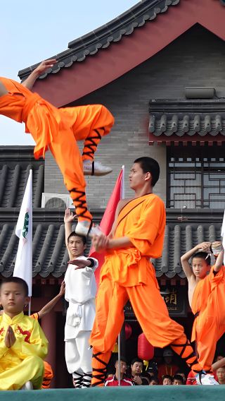 Zhengzhou Departure: Songshan Shaolin Scenic + Martial Arts Hall + Pagoda Forest + Sanhuang Village Group Day Tour