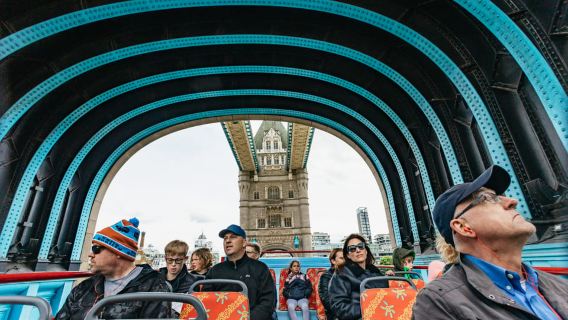 Autobus hop-on hop-off City Sightseeing London e extra prenotabili