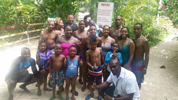 Ocho Rios: to Dunn's River Falls and Secret Blue Hole Tour