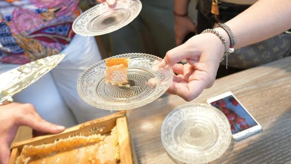 Thessaloniki: Halkidiki, Arnaia, Ierissos – Swim & Tasting