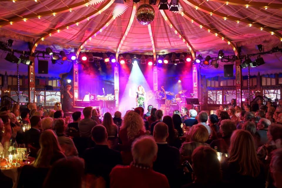 Berlín: entrada para el bar Jeder Vernunft - Teatro y restaurante