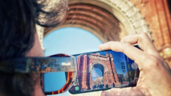 Barcelona: Privater Fotokurs mit dem Handy – Park & Altstadt