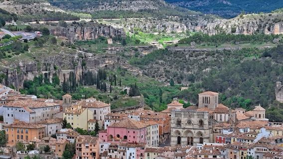 馬德里出發昆卡+欽瓊包車一日遊