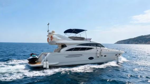 【湛江遊艇包船出海】湛江62尺商務遊艇包船出海+KTV+海釣+遊艇自駕體驗～金沙灣保利碼頭