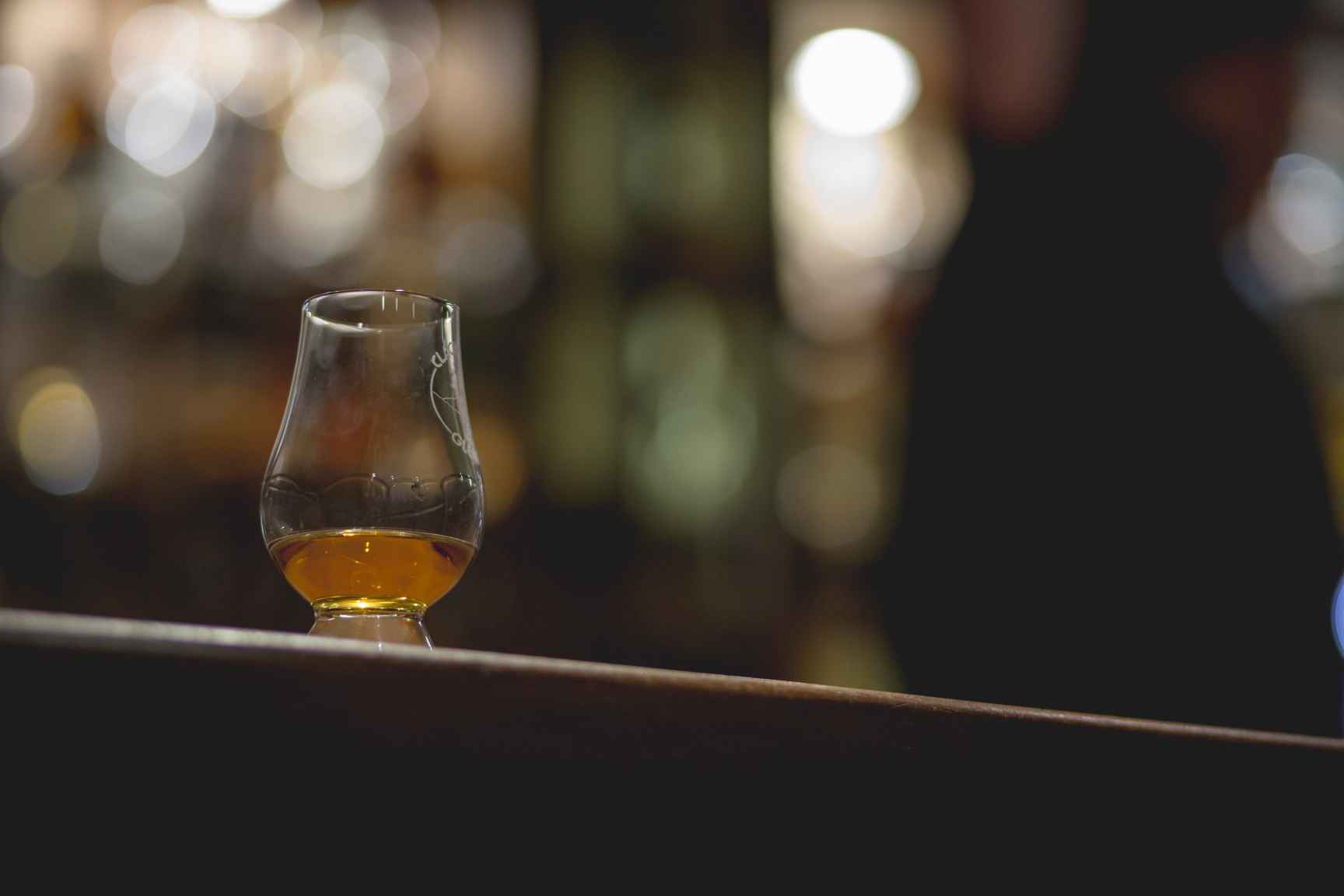 英國洛蒙德湖+蘇格蘭威士忌主題一日遊|舒適小巴含酒廠參觀品酒