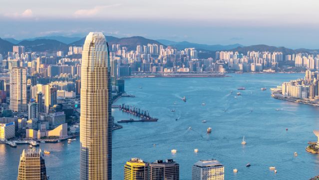 中國香港+維多利亞港+星光大道一日遊【包車遊/景點自選】