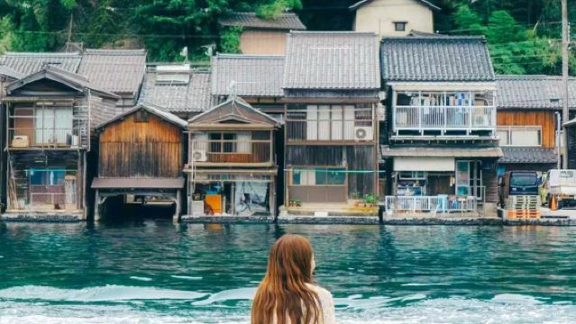 [Geheimtipp in Kyoto] Tagesausflug zur Aussichtsplattform Amanohashidate in Osaka und Kyoto + altes Fischerdorf Ine mit Bootshäusern