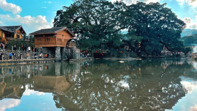 Xiamen, China: Altstadt Yunshuiyao + Tulou Heguilou + Huaiyuanlou, mehrsprachiger Reiseleiter, Privattransfer mit flexibler Routengestaltung