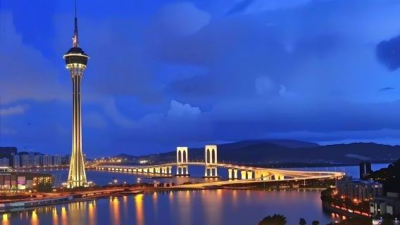 Macau self-guided tour | The house of dancing water show + Macau Tower 60th floor Macau Tower 360° Café