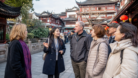 [Private Group Tour] Shanghai Yu Garden + City God Temple + Shanghai Old Street Day Trip | Afternoon Tea Included / Pick-up and Drop-off Optional
