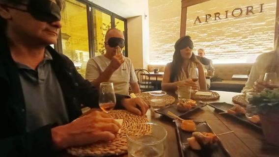 Tour guiado con cata a ciegas en El Puerto de Santa María
