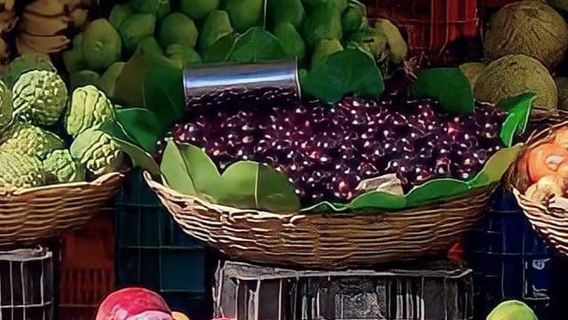 Shared Tour of Colombian Exotic Fruit at Paloquemao Market