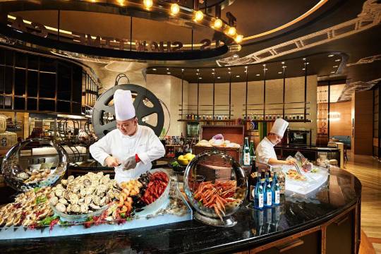 Studio City Star Restaurant Buffet [Optional Ferris Wheel/Water Park Combined Ticket] [Official Invoice]