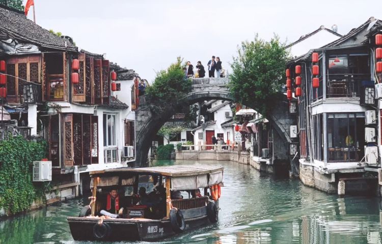 上海日遊:朱家角水鄉與城市景點(私家車與門票)