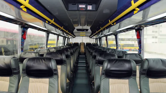 4.チケットを購入してバスに乗車する