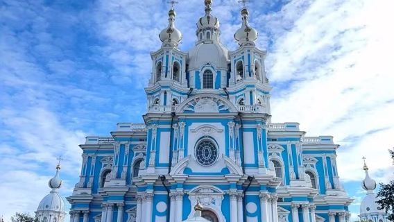 Санкт-ПетербургОднодневные туры