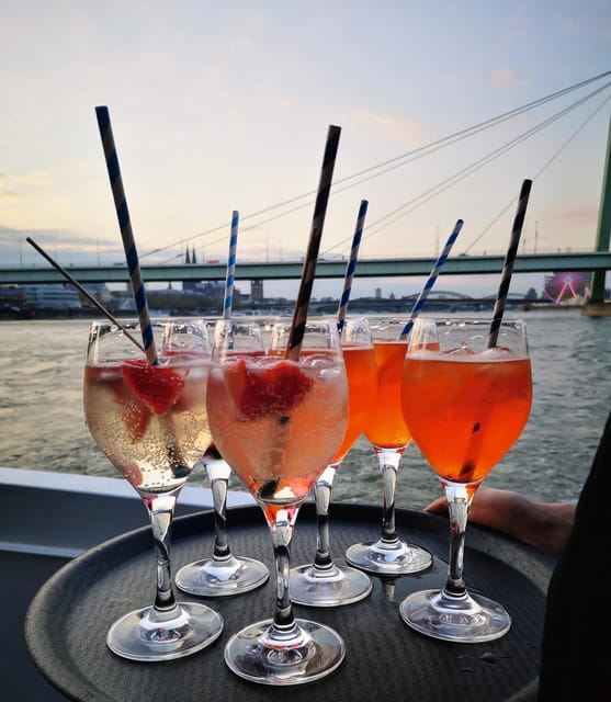 Cologne: 1-hour Rhine Cruise in Cologne