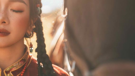 ナクチュ旅行写真【ドライバーとガイド + 旅行写真 + 結婚式の写真、航空写真、マイクロフィルム + メイクアップと衣料品&アクセサリー+ 旅程のカスタマイズ + 人数無制限】