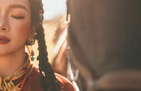 那曲Trip Moments【攝影師跟拍航拍約拍抓拍街拍寫真婚紗微電影/多語言翻譯】