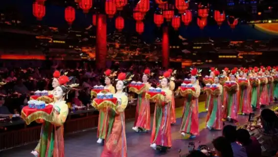 Beijing Imperial Cuisine Museum Experience (Royal Luxury + Ancient Chinese Ethnic Dance Performance + Imperial Feast + Optional Costume Experience + Museum Tour)