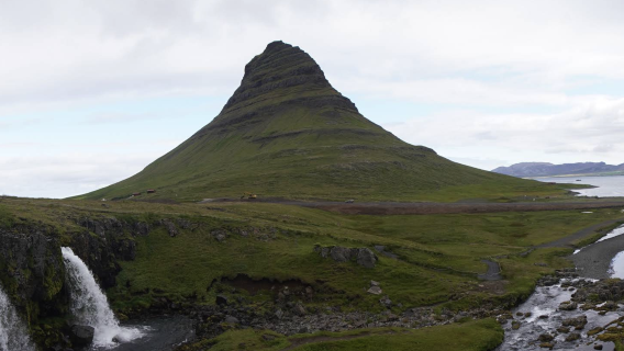 冰島雷克雅未克-辛格瓦德拉湖-法律石【專車出行-愜意舒適】