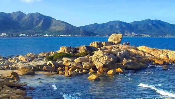 芽莊市區遊：熱門必打卡景點+特色泥漿浴【一家一團&中文導遊】