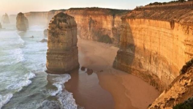 墨爾本賓士小團►十二門徒海岸線與澳式農場 一日遊