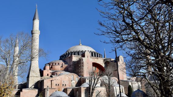 [包車]伊斯坦堡聖索菲亞-地下水宮殿-蘇丹艾哈邁德清真寺-海峽遊-加拉達