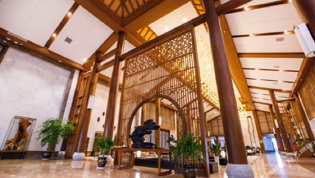 ซ่างเหรา-อู้หยวน: หมู่บ้านหวงหลิงอู้หยวน|ไกด์นำเที่ยวมืออาชีพจีน-อังกฤษ|ปรับแต่งทริปได้|บริการเหมารถแบบจุดต่อจุด