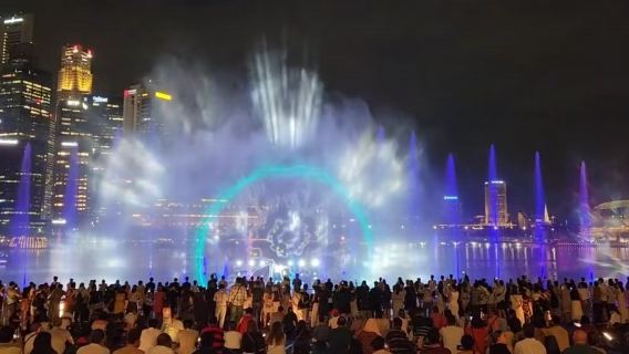 Singapore River Cruise & night light show (Merlion Park + Singapore River + Garden Rhapsody + Spectra – light and water show)