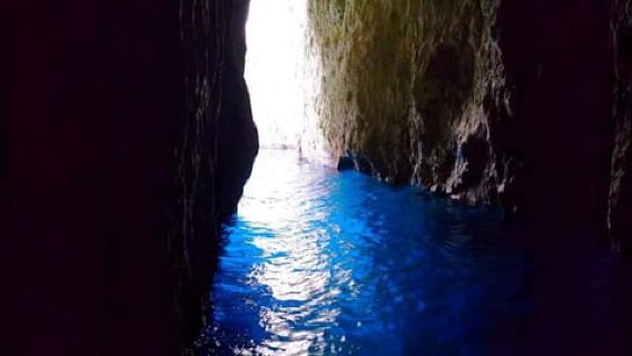 Agios Sostis: Hidden Love Cave & Natural Blue Pools Tour