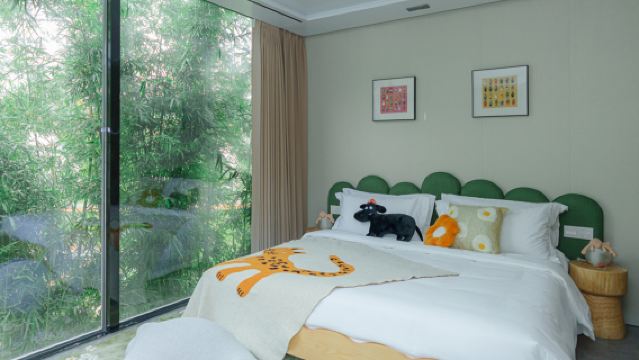 廣州天人山水房車露營地（天人山水大地藝術園店）·過夜露營【蘋果艙泡池院 |門票+早餐】