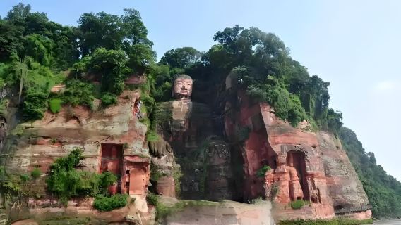 Day Tour from Chengdu: Huanglongxi Ancient Town + Leshan Giant Buddha