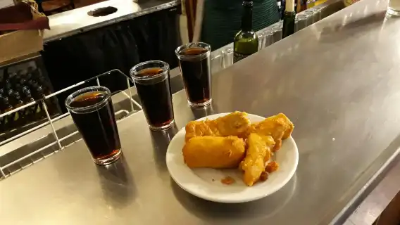 Tapas and history tour through old Madrid