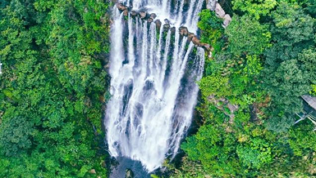 1-day tour to Gu Long Xia Grand Waterfall, Sky Glass Bridge & Cliff Coaster [Mountain Waterfall Cloud Ladder & Tickets Included]