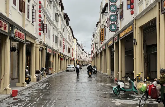 梅州客家博物館+千佛塔+鬆口古鎮+江北老街一日遊可中英文服務