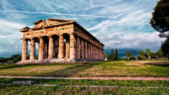 Paestum: Temples and Museum Tour with Archaeologist Guide