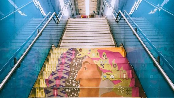 Napoli: visita guidata nella metropolitana degli artisti sulla Linea 1 fino a Toledo
