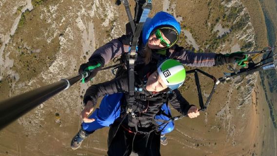 Transylvania: Hike and fly by paraglider day trip