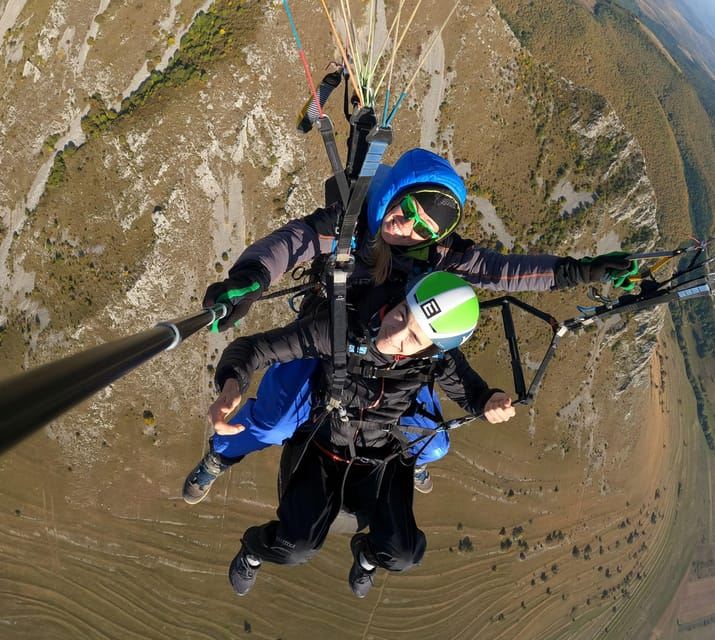 Transylvania: Hike and fly by paraglider day trip
