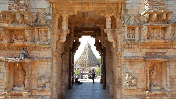 Tur Benteng Chittorgarh dengan Turun di Pushkar dari Udaipur