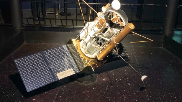 Beijing Planetarium 1-day tour [Special research study + optional random movie package]